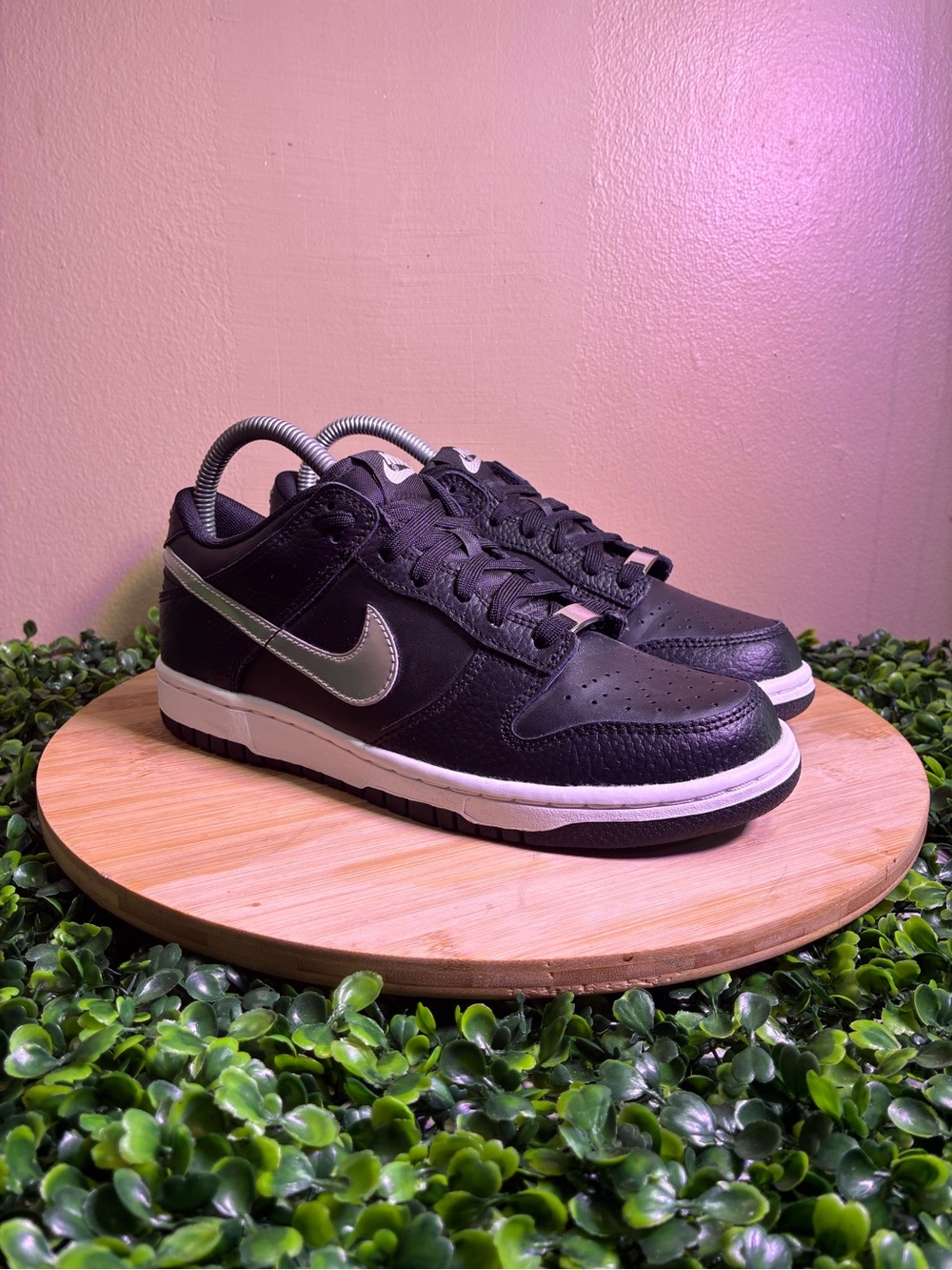 🔥 NIKE DUNK LOW EMB 75th ANNIVERSARY SPURS BLACK SILVER YOUTH SZ 6Y DC9560-001